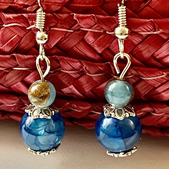 Handmade Crystal Drop Earrings - Picture 3 of 3